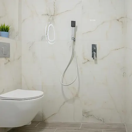 Nero Blu By The Sea Nea Kallikrateia